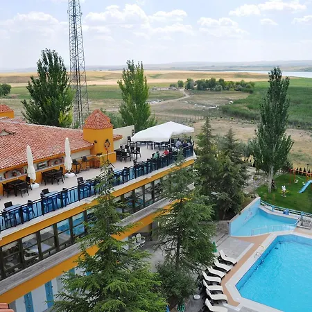 Hotel Ulasan Caravan 4*
